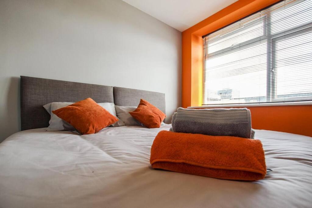 Primeee Location! - Modern Central Apartment Бристоль Экстерьер фото